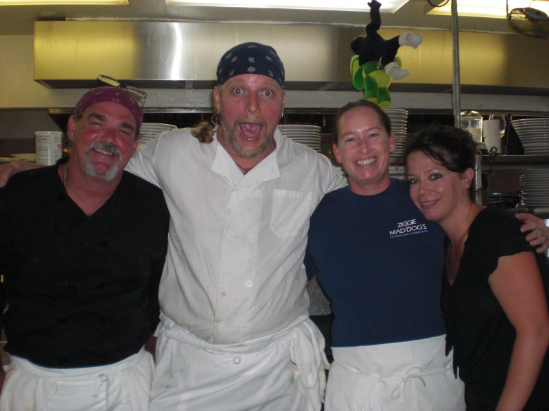 Ziggie & mad Dog's Kitchen Pirates